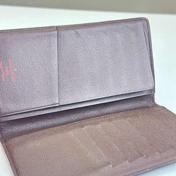 Louis Vuitton Damier Ebene Wallet - Picture 5 of 5